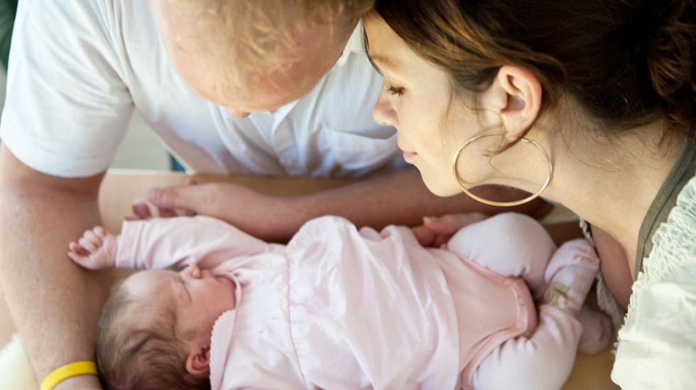 Kun vauva tulee kotiin, tuoreet vanhemmat saavat huomata elämässään monia muutoksia aikaisempaan verrattuna.