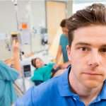 mies_synnytyksessa_980x549-2