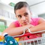 nainen_ostoksilla_980x549-2