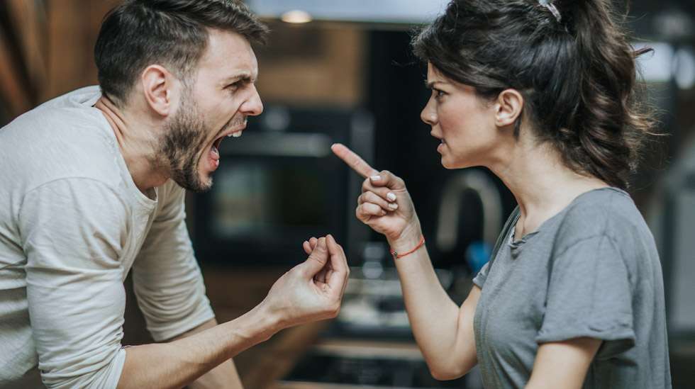 "Sinulla oli viime viikolla kolme tuntia omaa aikaa - etkä silti edes imuroinut viikonloppuna!" Kuva: iStock