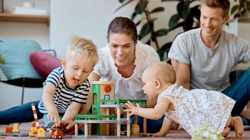 Pienten lasten vanhemmat myös elävät osittain terveellisemmin kuin muut saman ikäiset aikuiset. Kuva: iStock