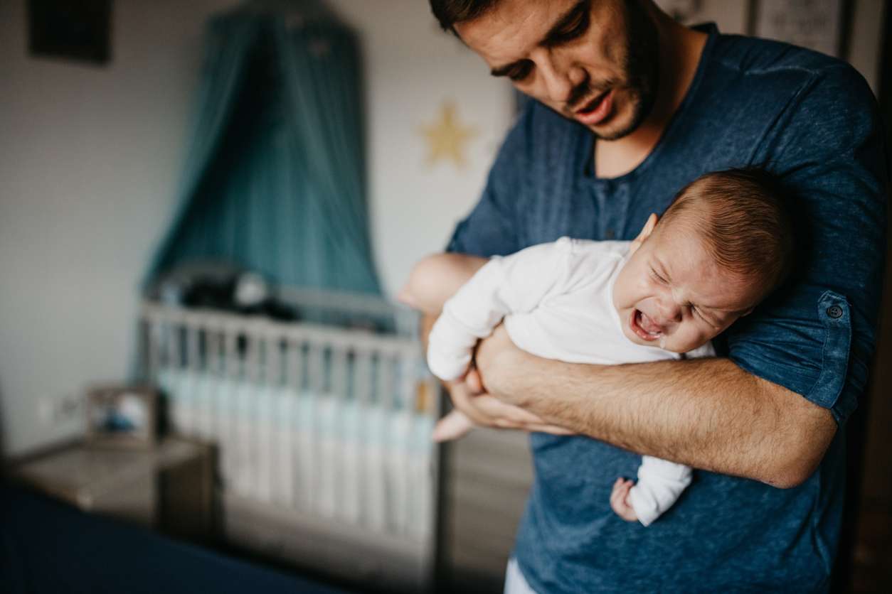 Itkuinen vauva voi hyötyä vyöhyketerapiasta. Kuva: iStock